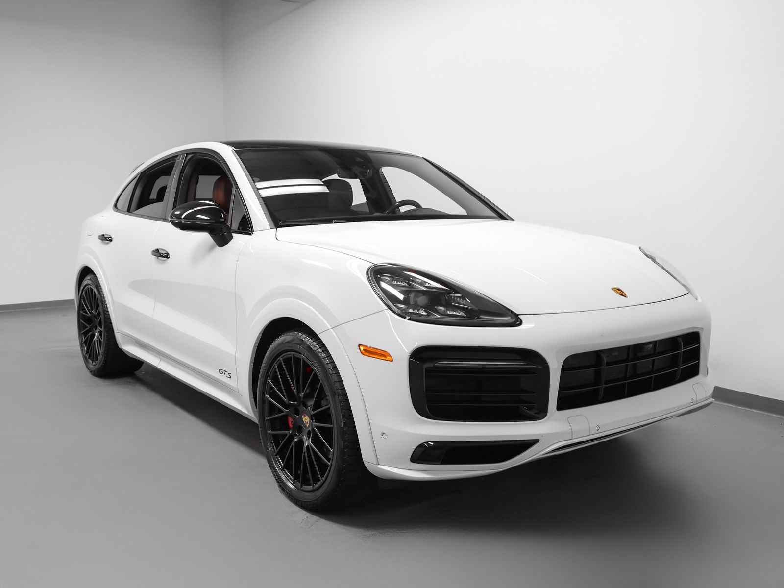 2023 Porsche Cayenne GTS Coupe