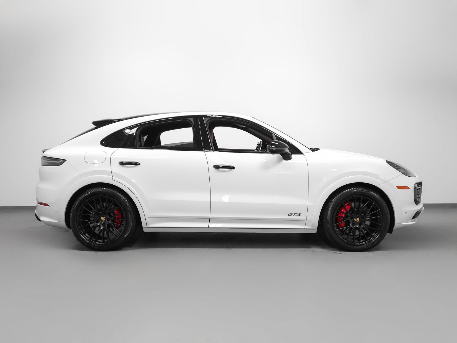2023 Porsche Cayenne GTS Coupe