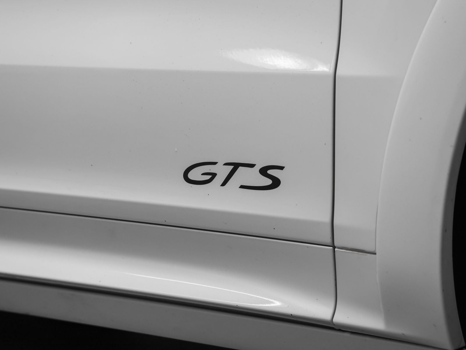2023 Porsche Cayenne GTS Coupe