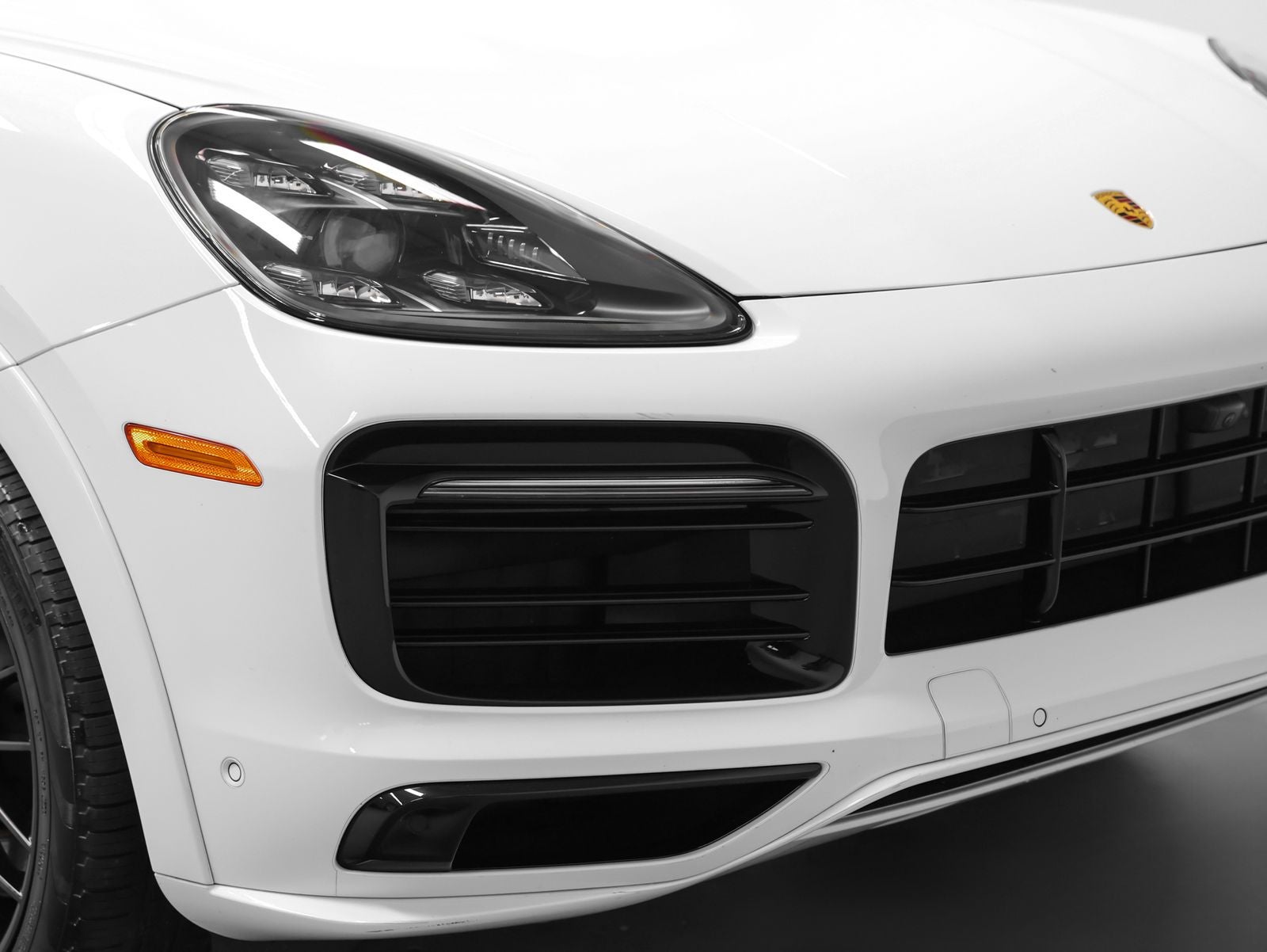 2023 Porsche Cayenne GTS Coupe