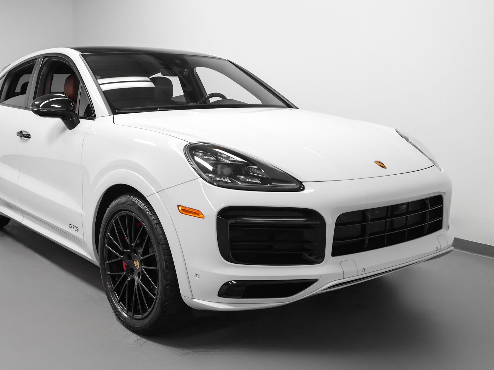 2023 Porsche Cayenne GTS Coupe