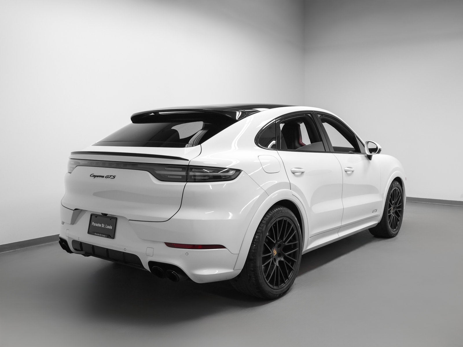 2022 Porsche Cayenne Cayenne GTS Coupe