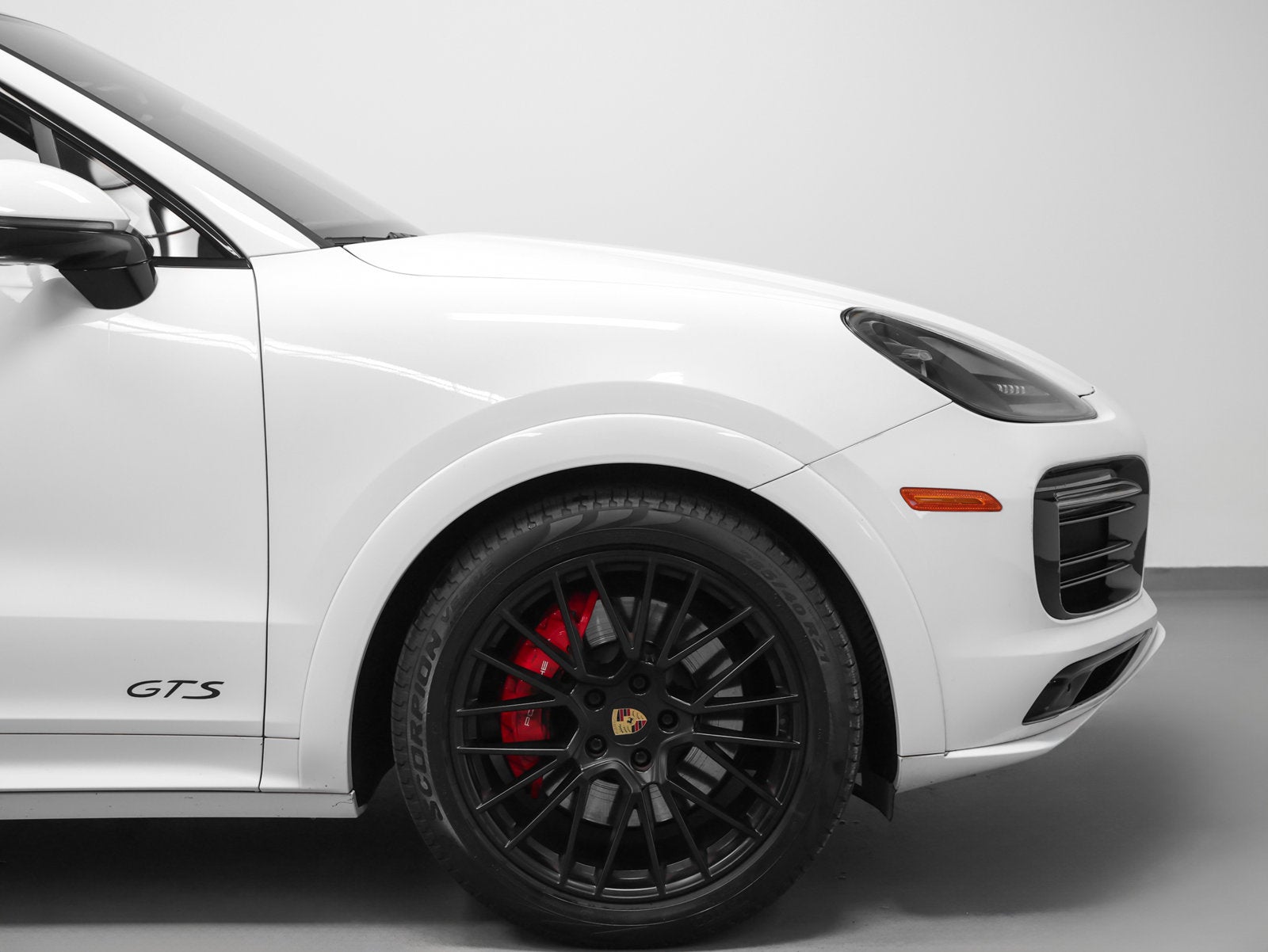 2022 Porsche Cayenne Cayenne GTS Coupe