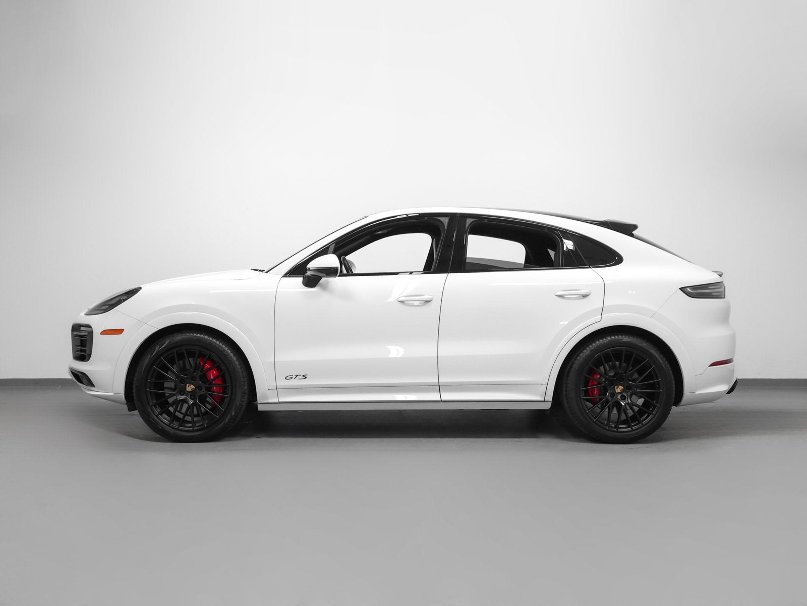 2022 Porsche Cayenne Cayenne GTS Coupe