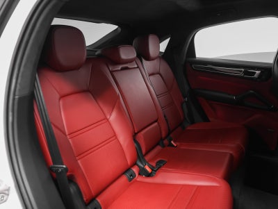 2022 Porsche Cayenne Cayenne GTS Coupe