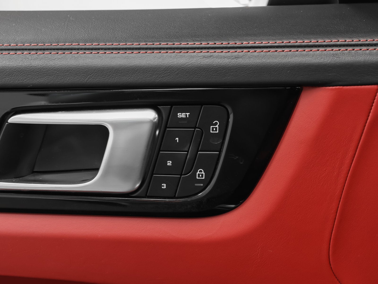 2022 Porsche Cayenne Cayenne GTS Coupe