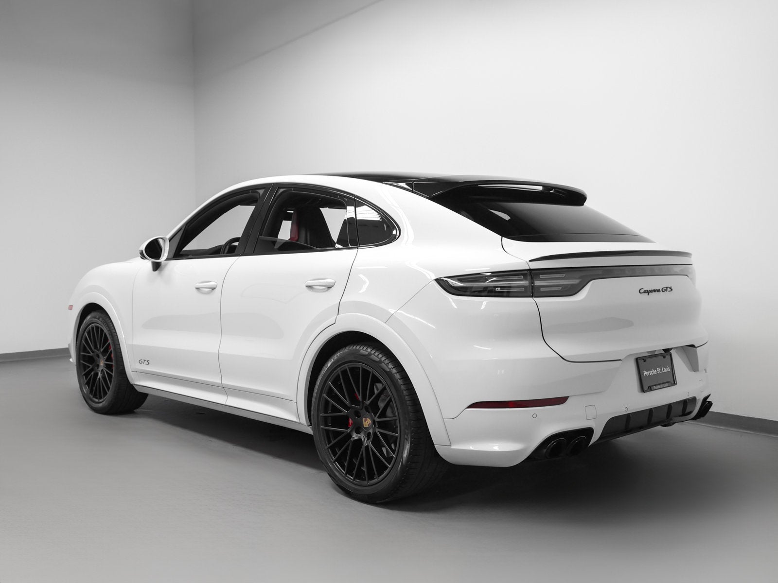 2022 Porsche Cayenne Cayenne GTS Coupe