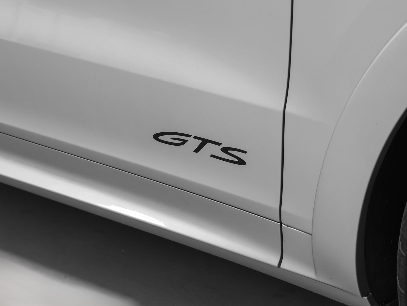 2025 Porsche Cayenne Coupe GTS