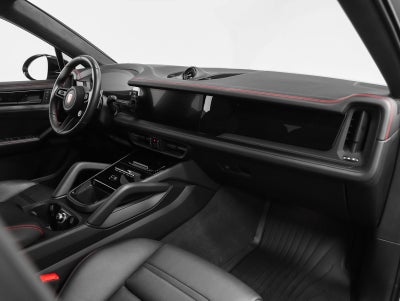 2025 Porsche Cayenne Coupe GTS