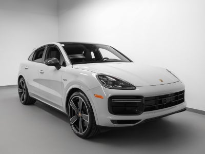 2022 Porsche Cayenne Cayenne Turbo S E-Hybrid Coupe