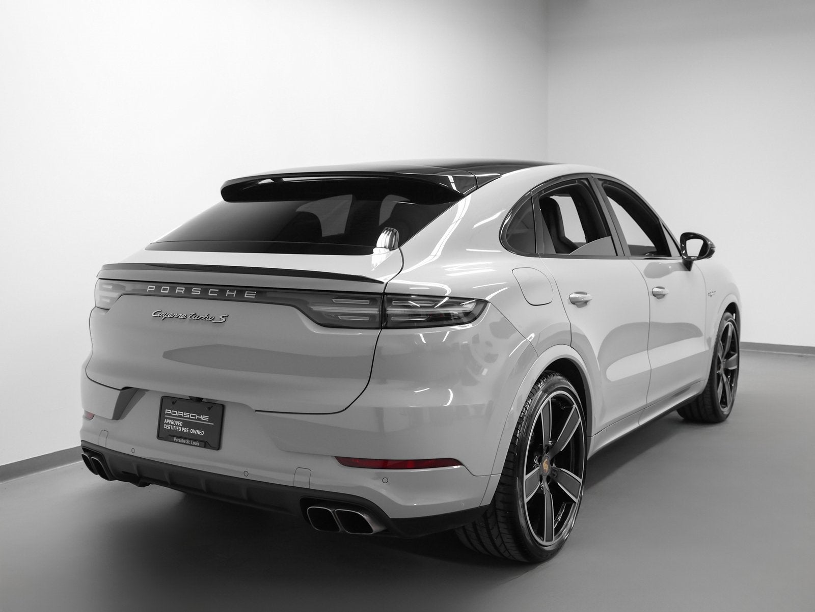 2022 Porsche Cayenne Cayenne Turbo S E-Hybrid Coupe
