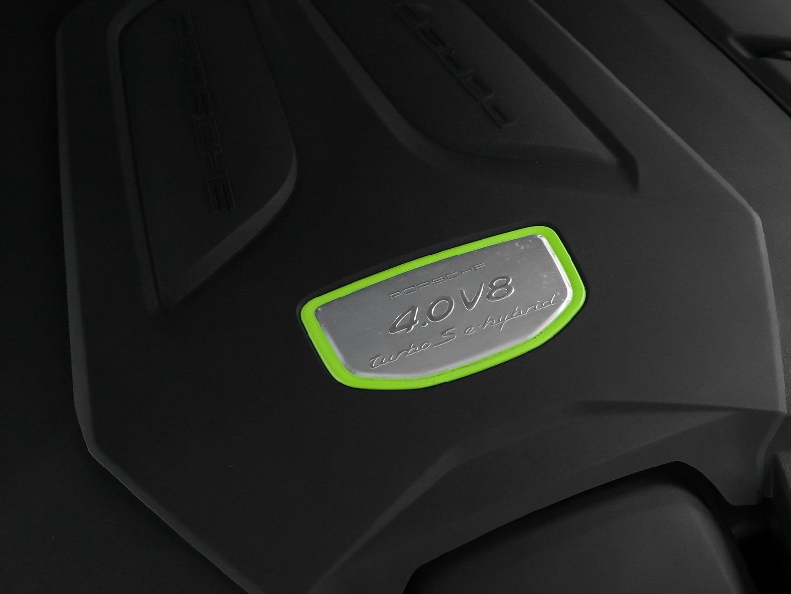 2022 Porsche Cayenne Cayenne Turbo S E-Hybrid Coupe