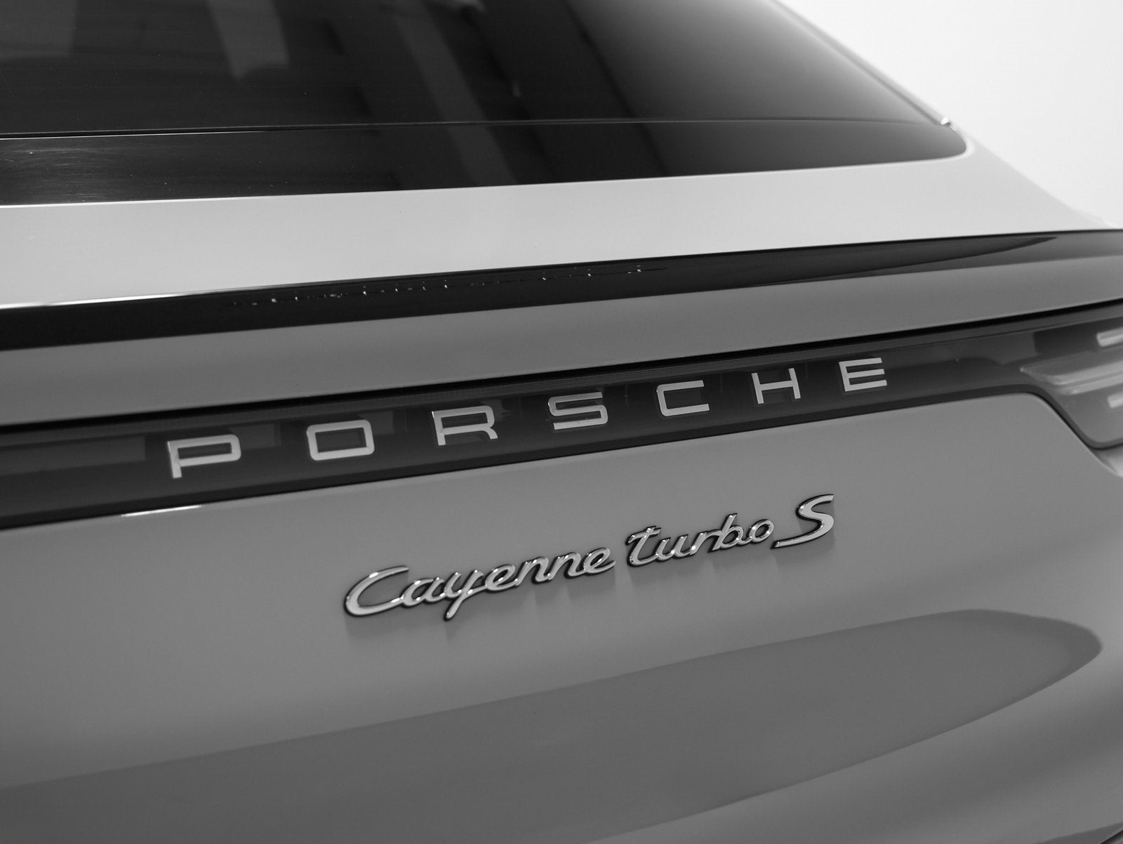 2022 Porsche Cayenne Cayenne Turbo S E-Hybrid Coupe