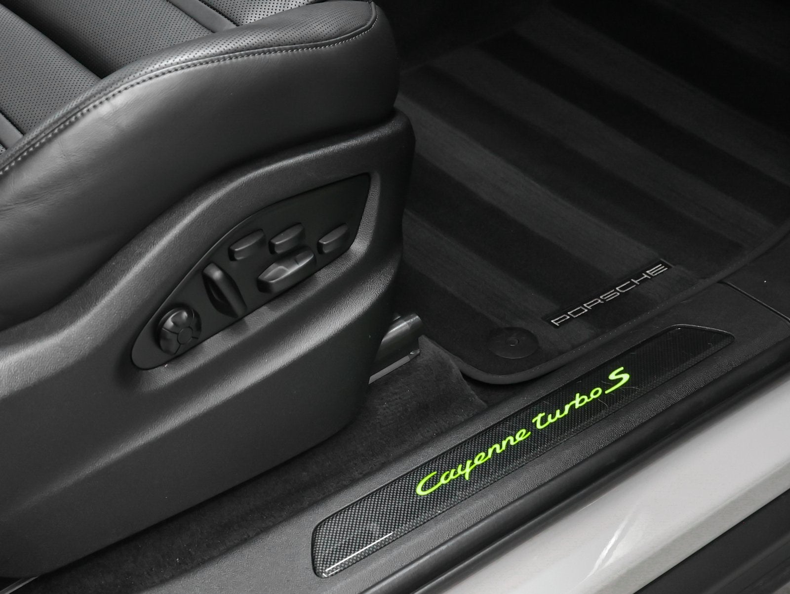 2022 Porsche Cayenne Cayenne Turbo S E-Hybrid Coupe