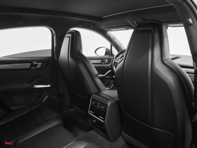 2022 Porsche Cayenne Cayenne Turbo S E-Hybrid Coupe