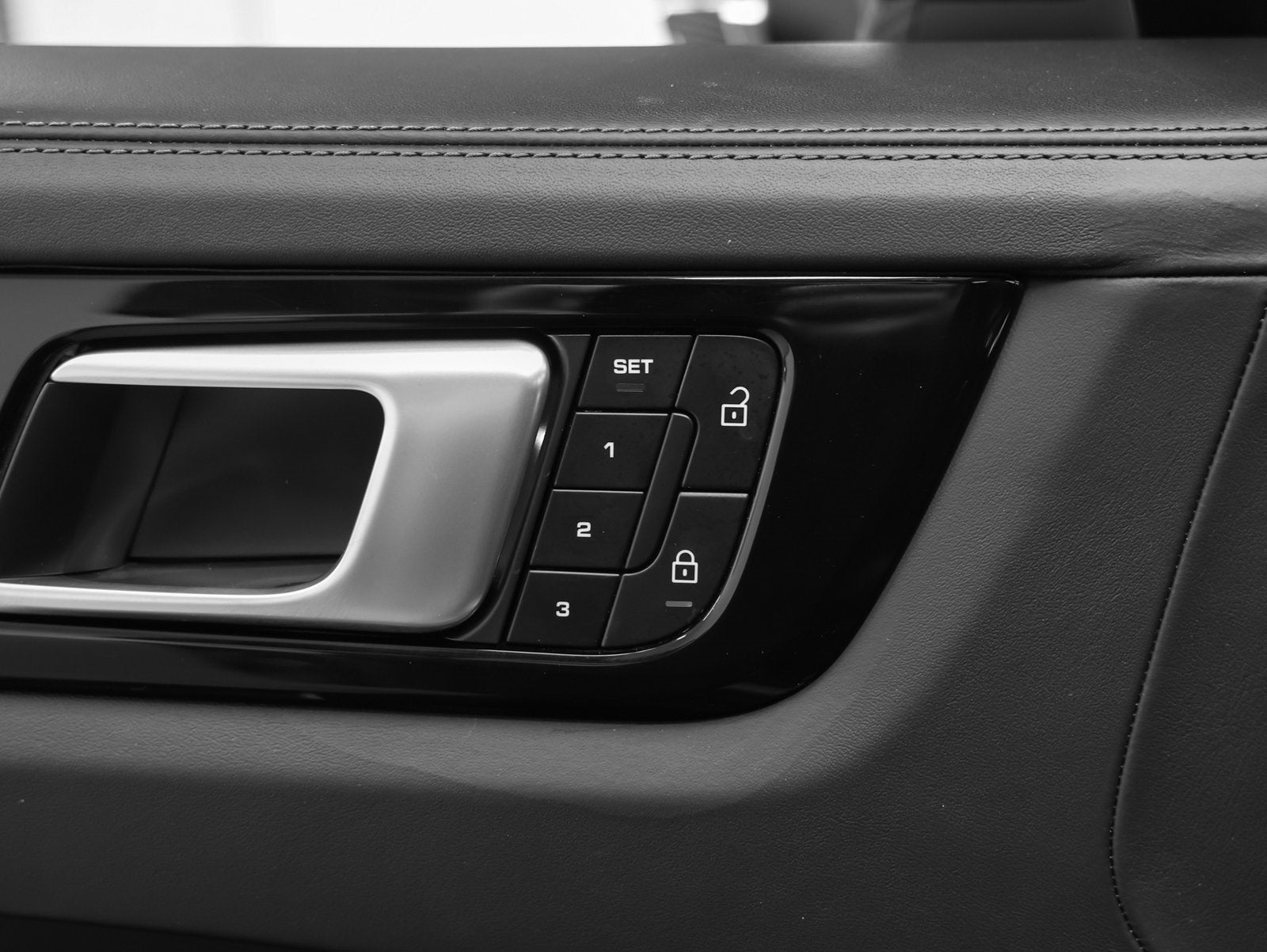 2022 Porsche Cayenne Cayenne Turbo S E-Hybrid Coupe