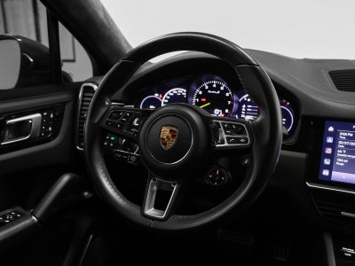 2022 Porsche Cayenne Cayenne Turbo S E-Hybrid Coupe