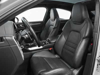 2022 Porsche Cayenne Cayenne Turbo S E-Hybrid Coupe