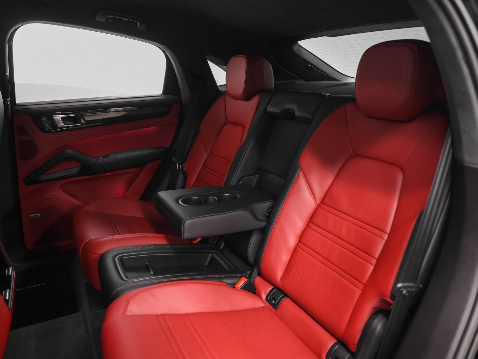 2023 Porsche Cayenne Coupe Turbo GT