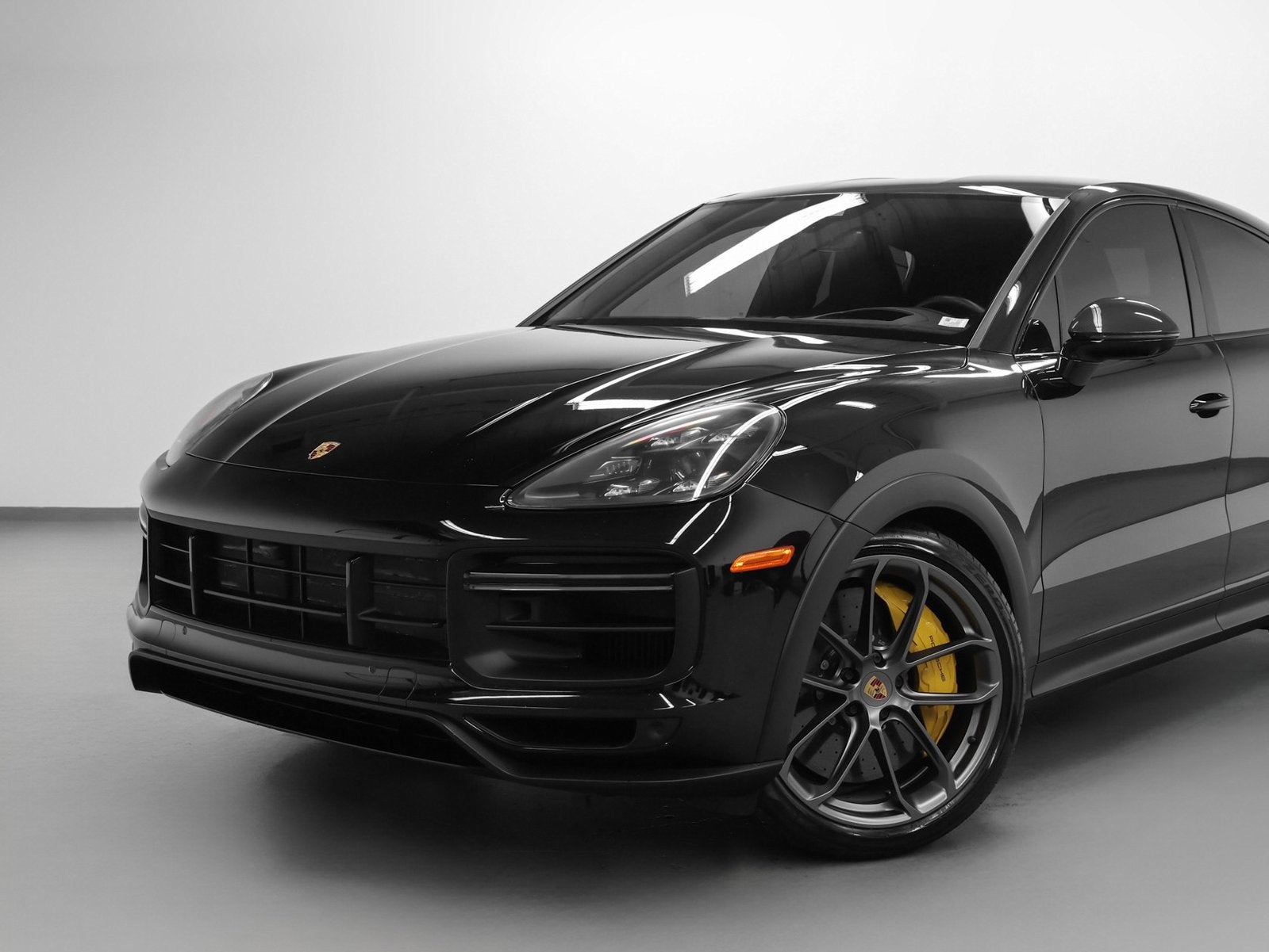 2023 Porsche Cayenne Coupe Turbo GT