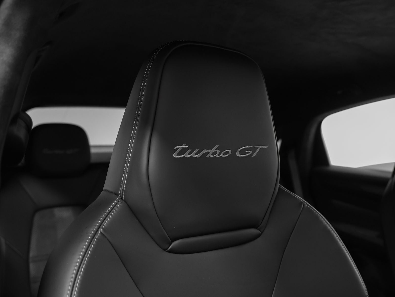 2023 Porsche Cayenne Turbo GT