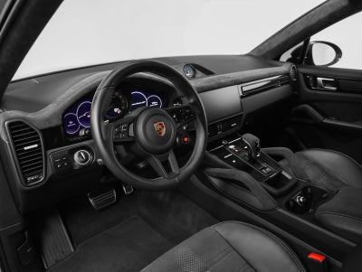 2023 Porsche Cayenne Turbo GT