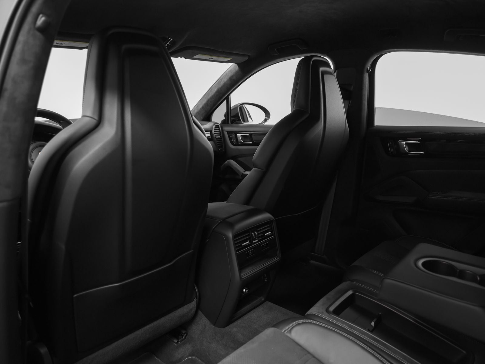 2023 Porsche Cayenne Turbo GT