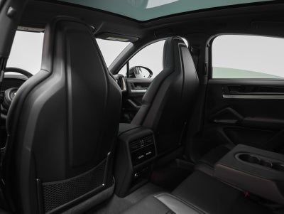 2026 Porsche Cayenne Cayenne S Coupe