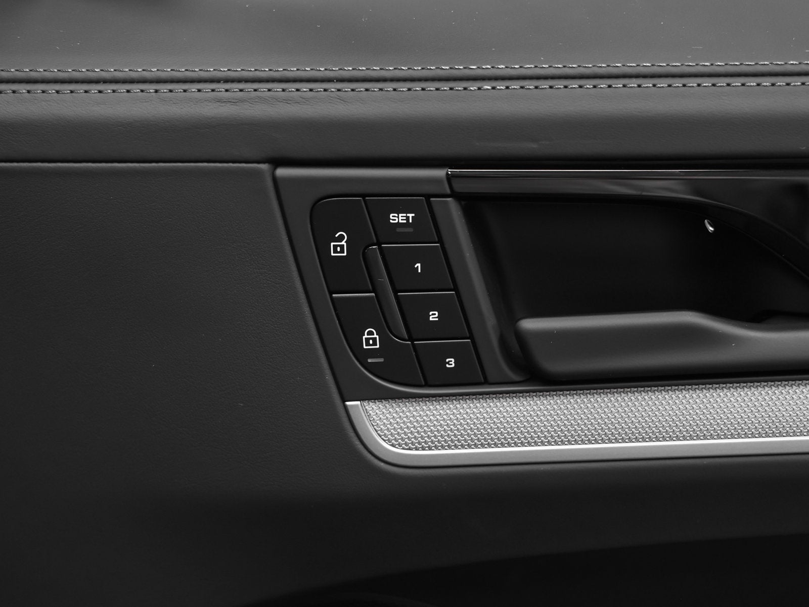 2026 Porsche Cayenne Cayenne S Coupe