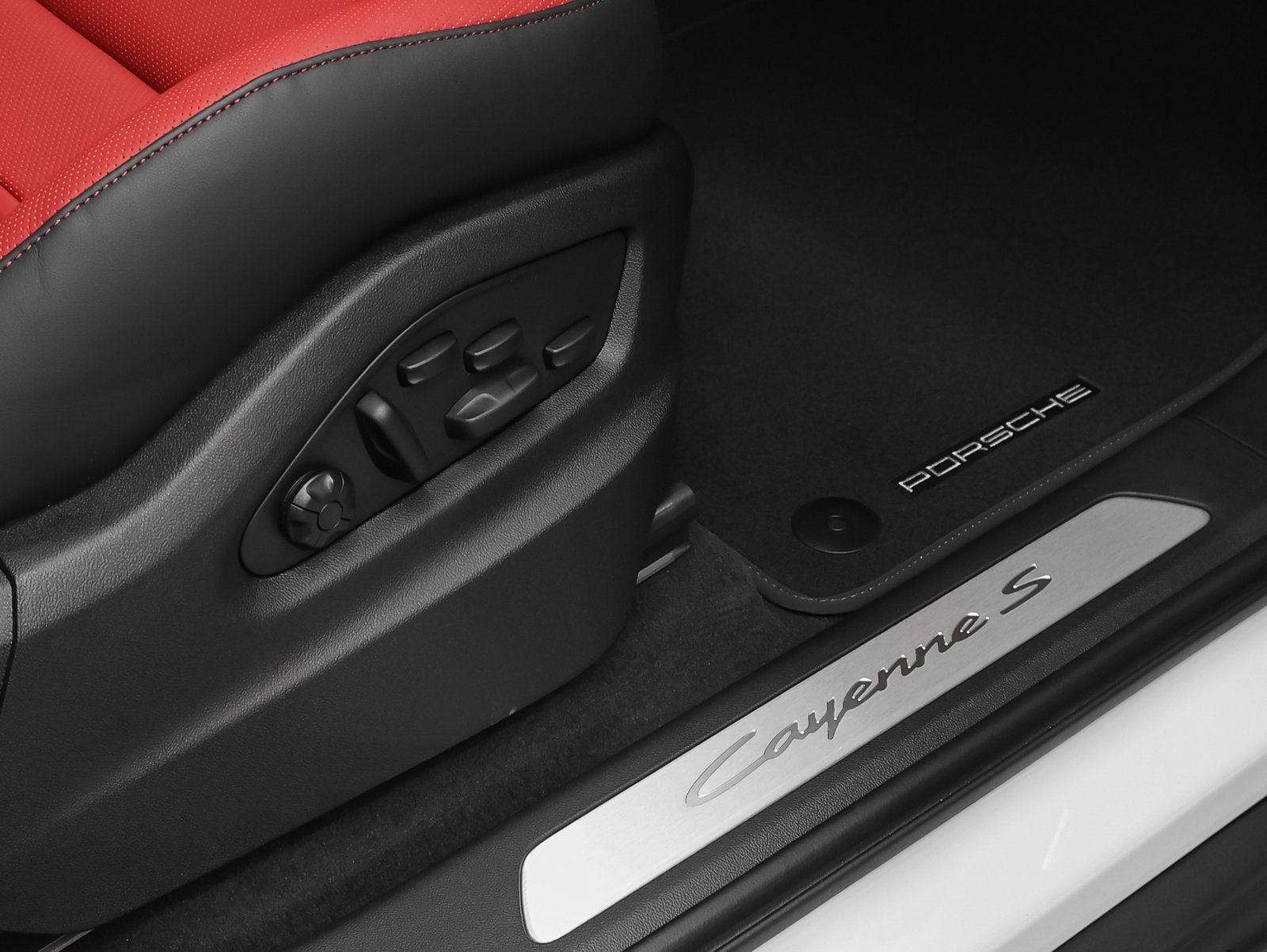 2026 Porsche Cayenne Cayenne S Coupe