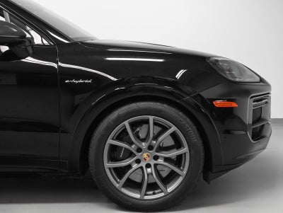 2024 Porsche Cayenne Cayenne Turbo E-Hybrid Coupe