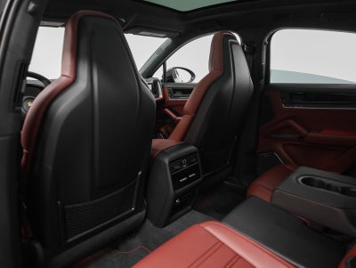 2024 Porsche Cayenne Cayenne Turbo E-Hybrid Coupe