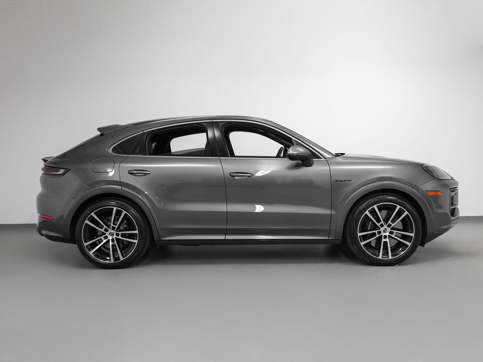 2025 Porsche Cayenne Cayenne Turbo E-Hybrid Coupe