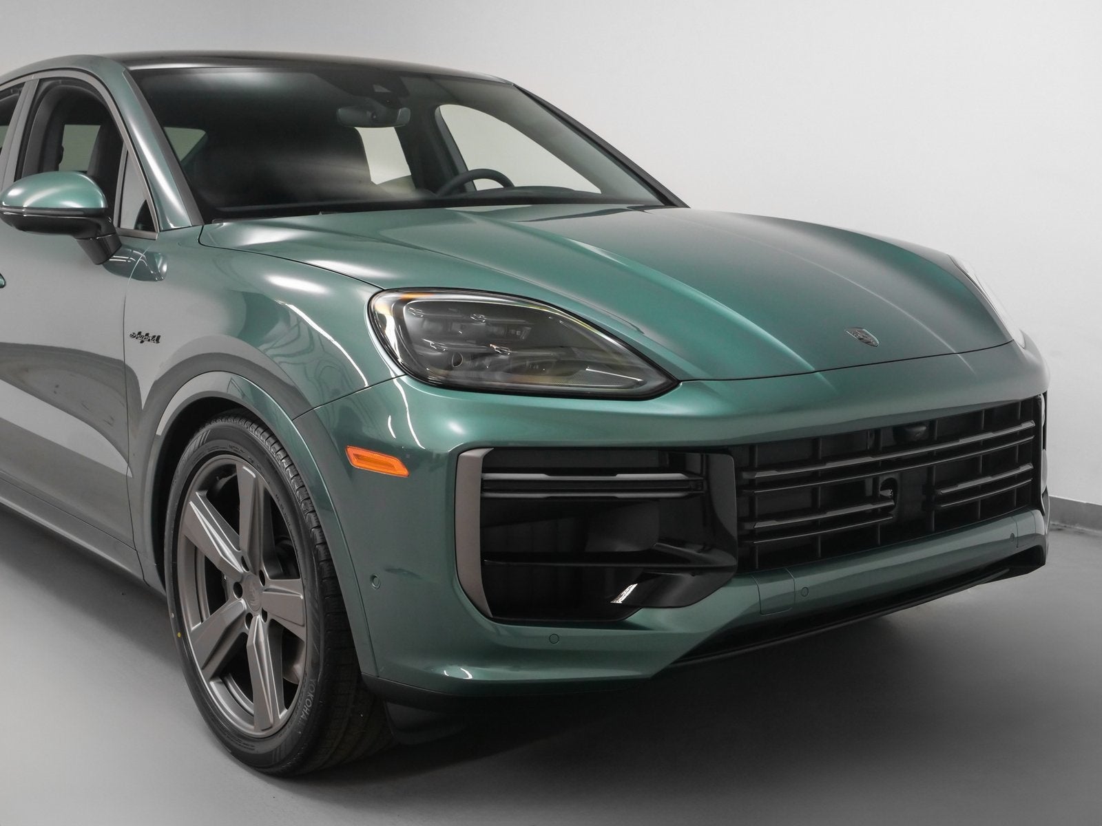 2025 Porsche Cayenne Turbo E-Hybrid