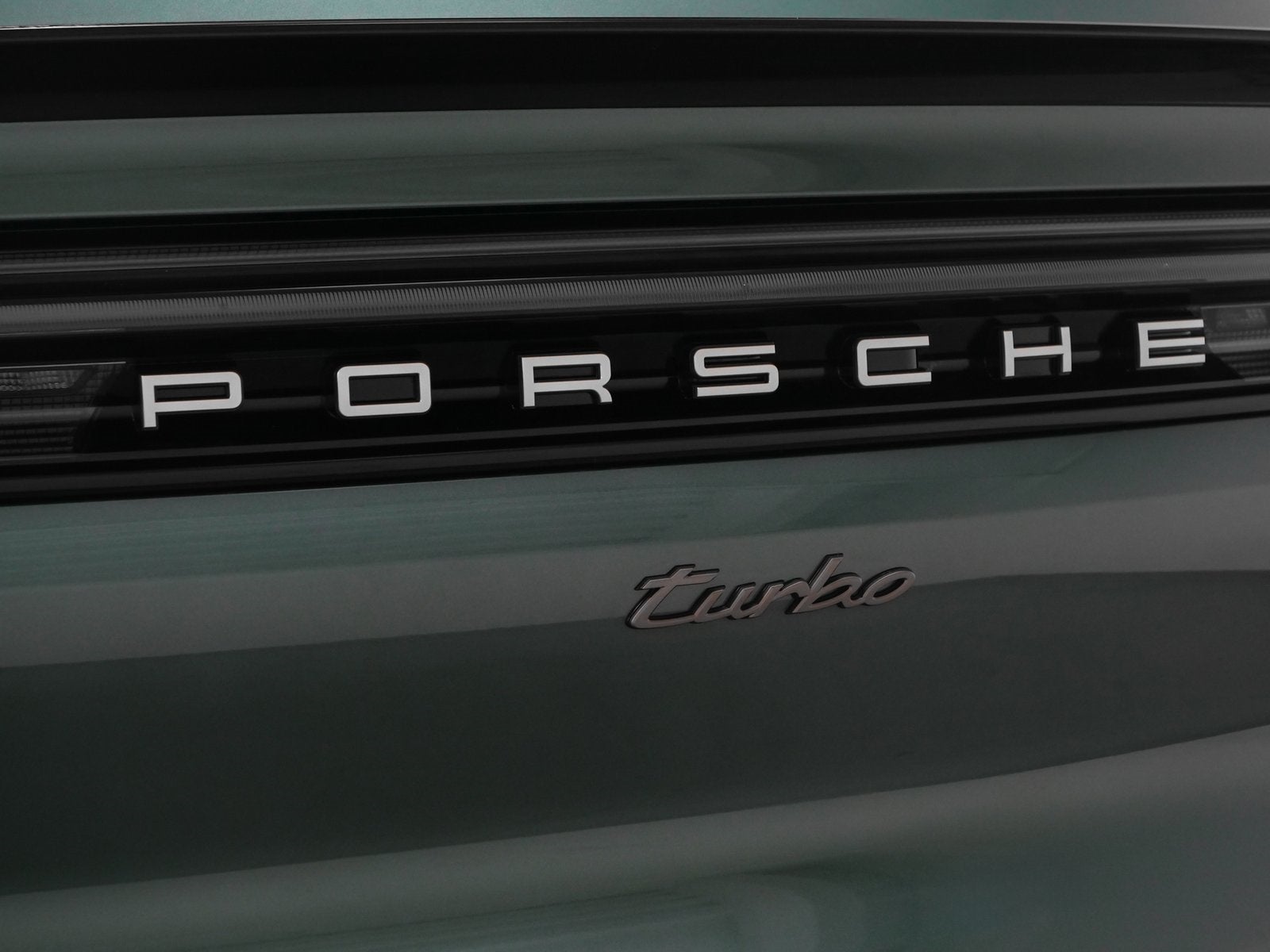 2025 Porsche Cayenne Turbo E-Hybrid