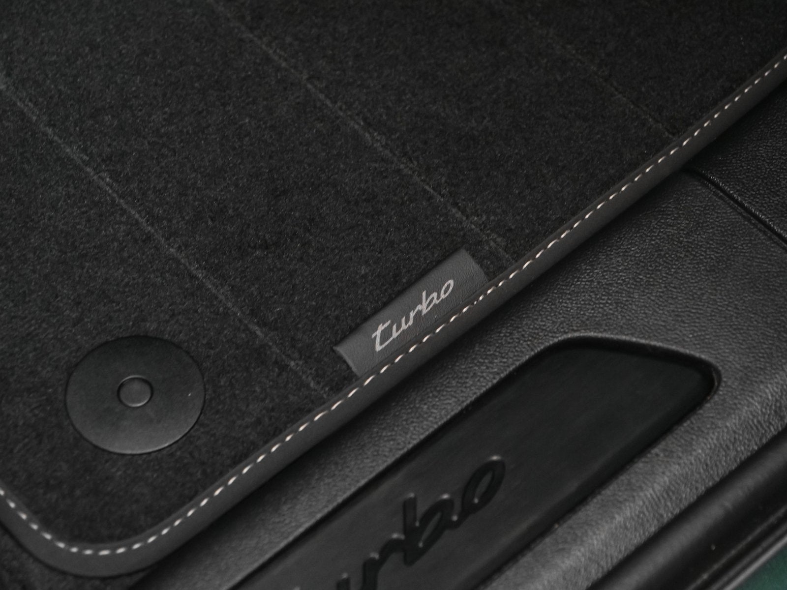 2025 Porsche Cayenne Turbo E-Hybrid