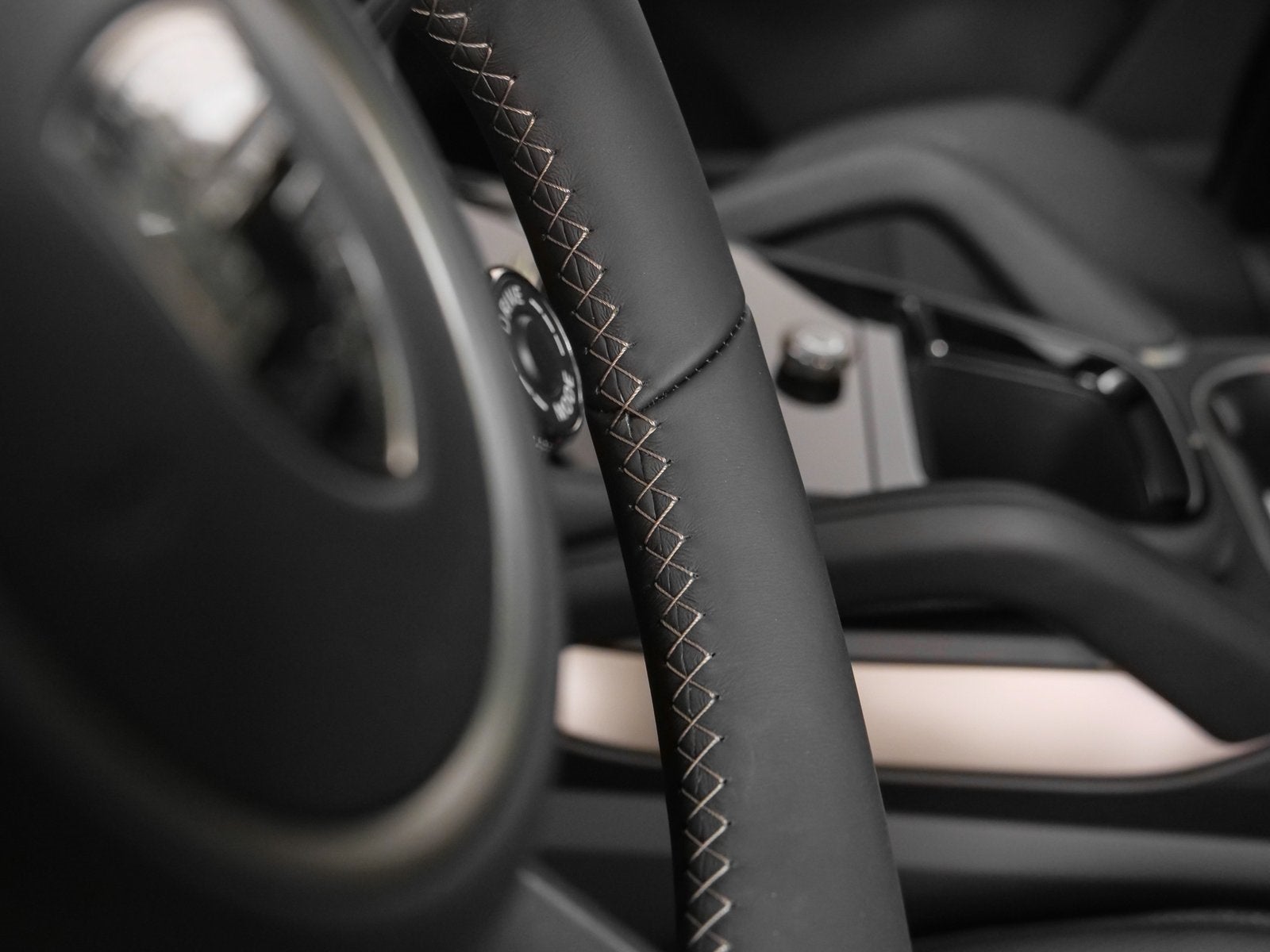 2025 Porsche Cayenne Turbo E-Hybrid