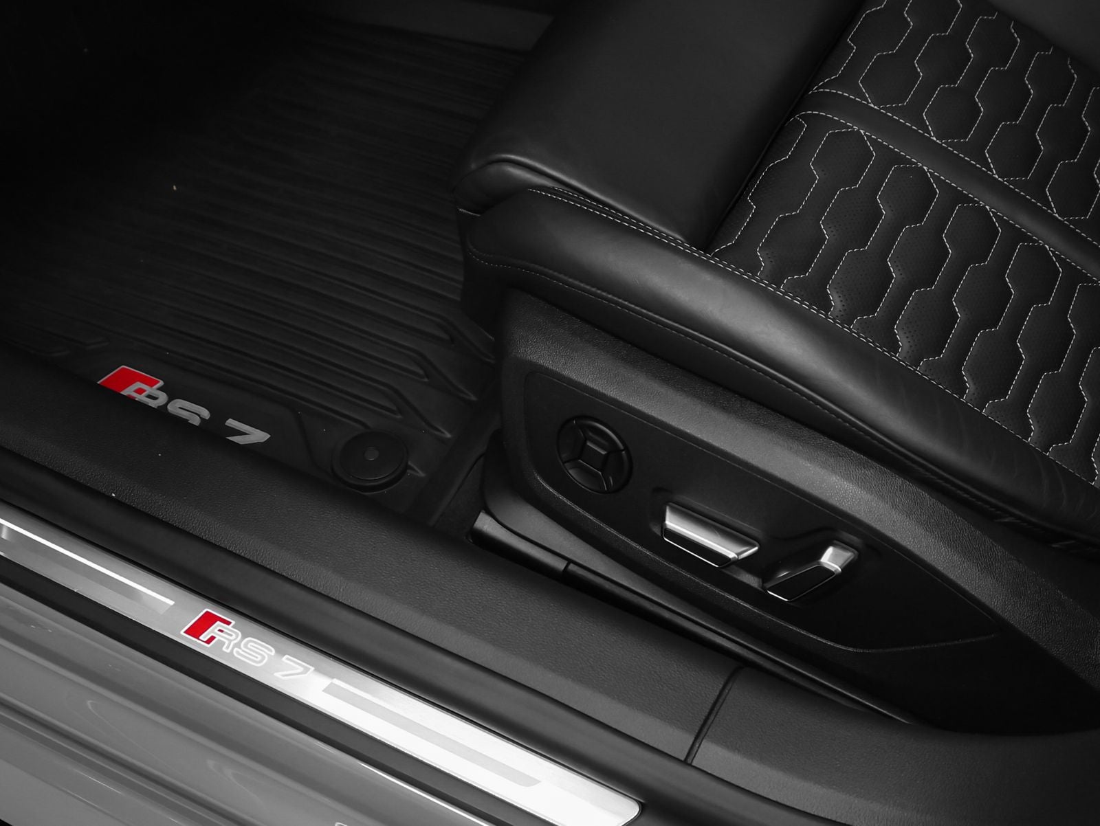 2021 Audi RS 7 4.0T quattro