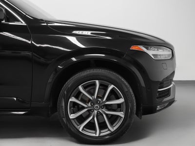 2018 Volvo XC90 T6 Momentum