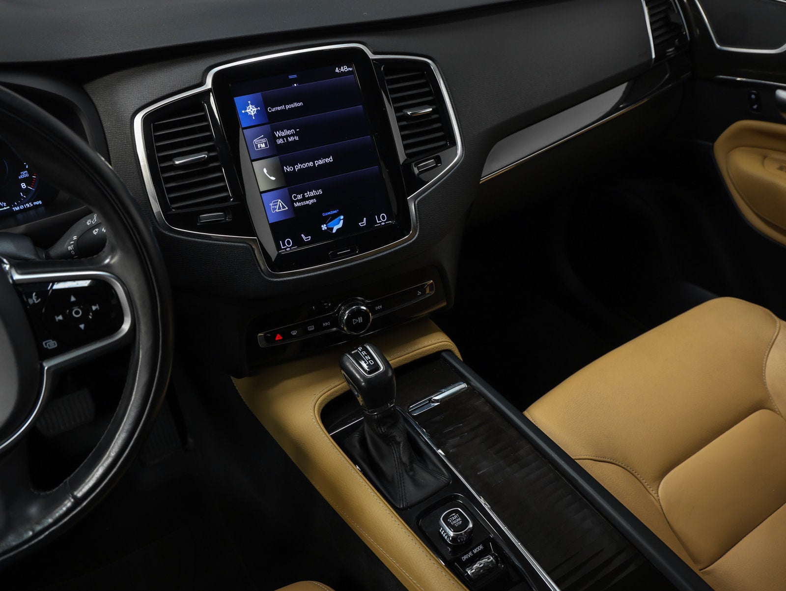 2018 Volvo XC90 T6 Momentum
