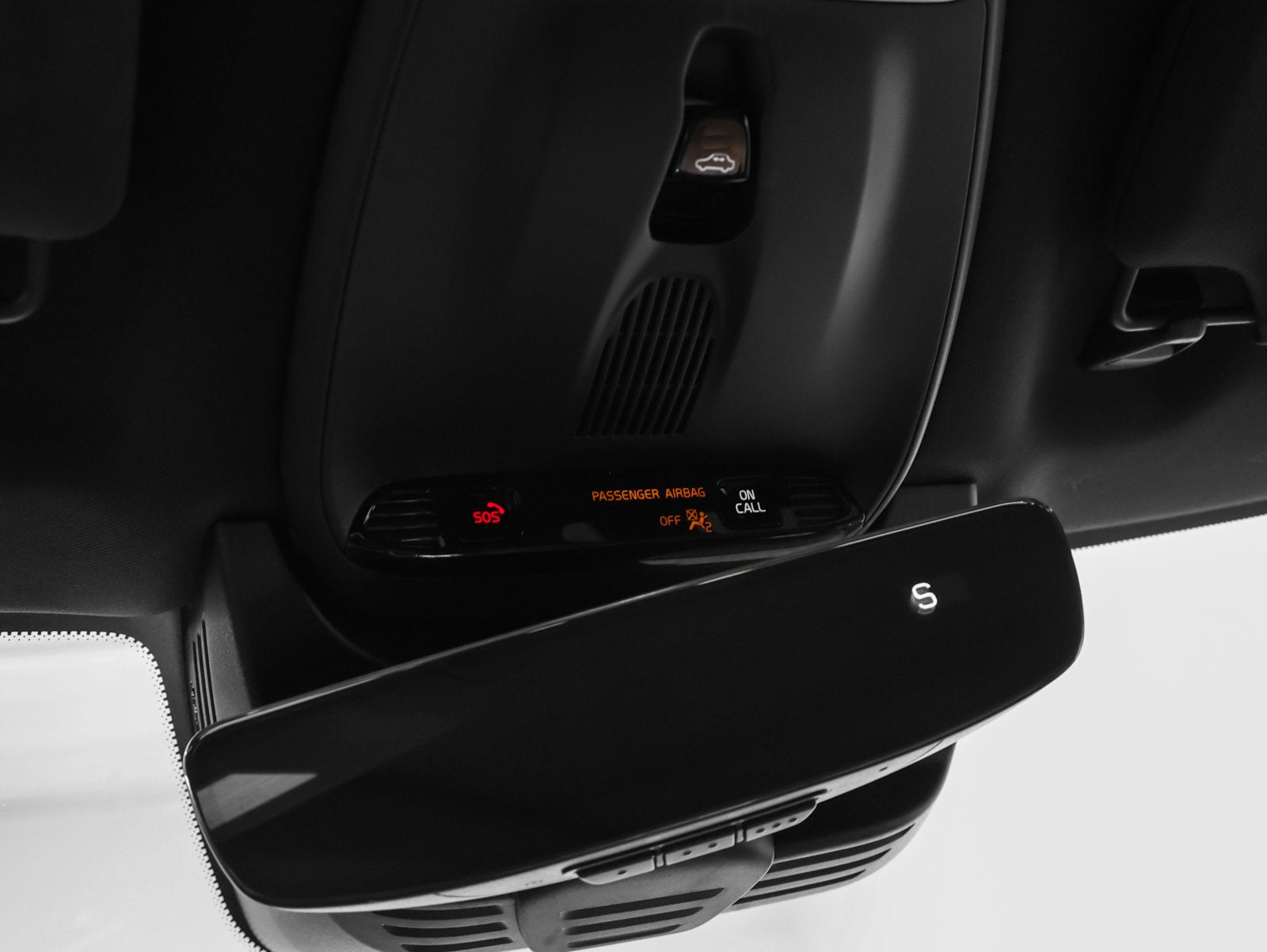 2018 Volvo XC90 T6 Momentum