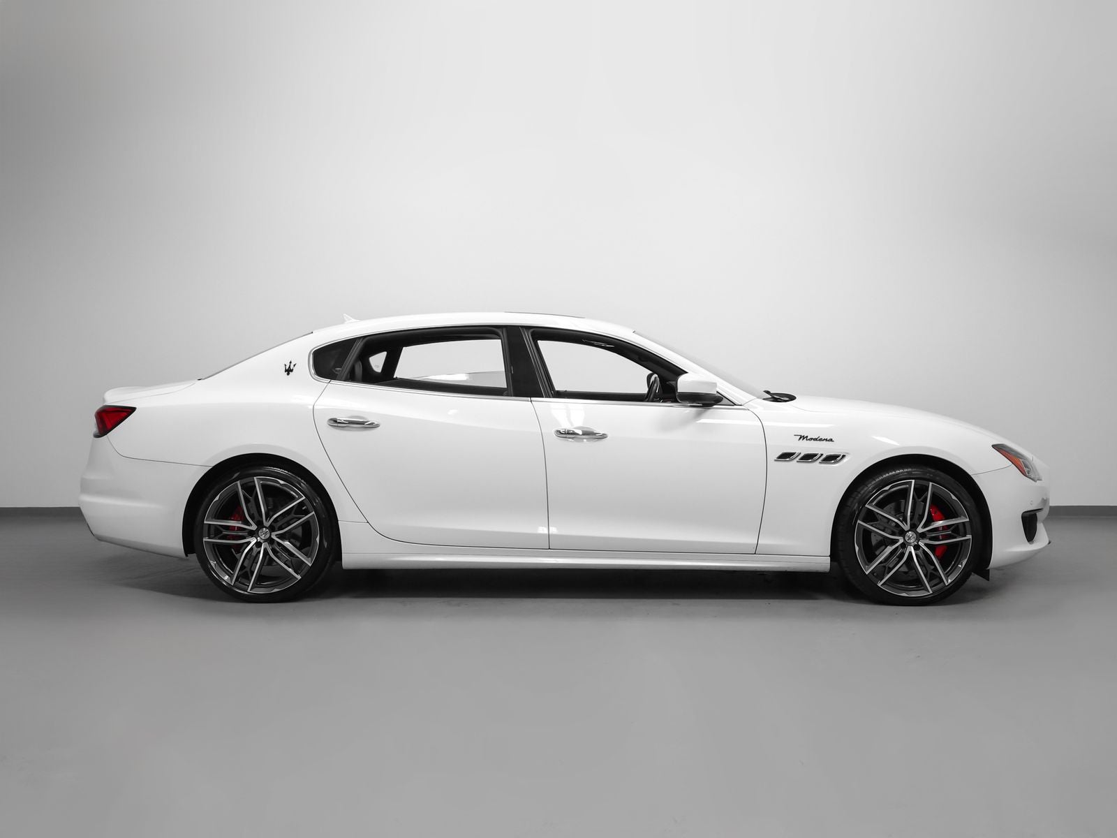 2023 Maserati Quattroporte Modena