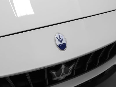 2023 Maserati Quattroporte Modena