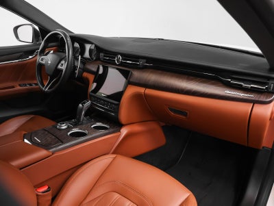 2023 Maserati Quattroporte Modena