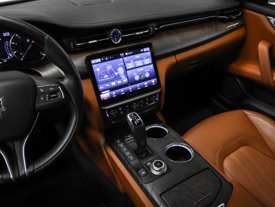 2023 Maserati Quattroporte Modena