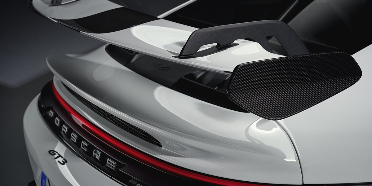 2025 Porsche GT3 back view