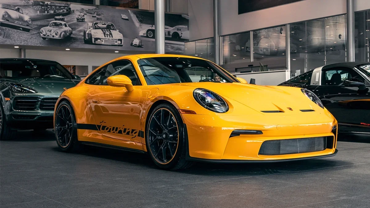 Rent a Porsche in St. Louis MO