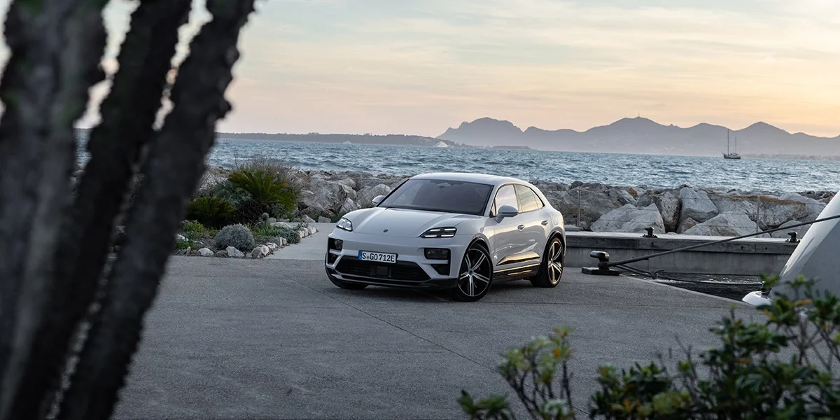 2025 Porsche Macan Turbo Electric